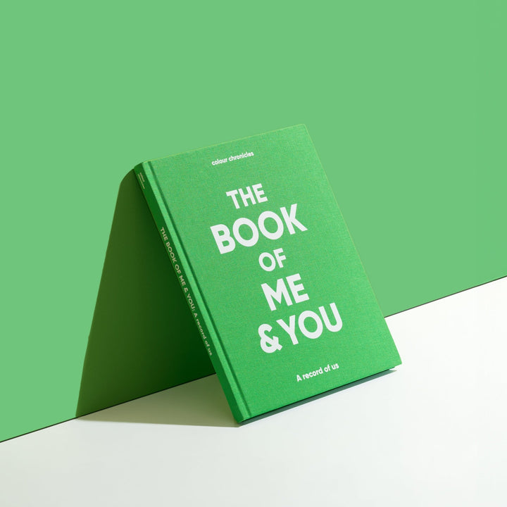 The Book of Me & You: A record of us - Colour Chronicles